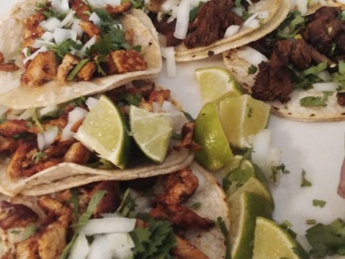 Pueblo Lindo food